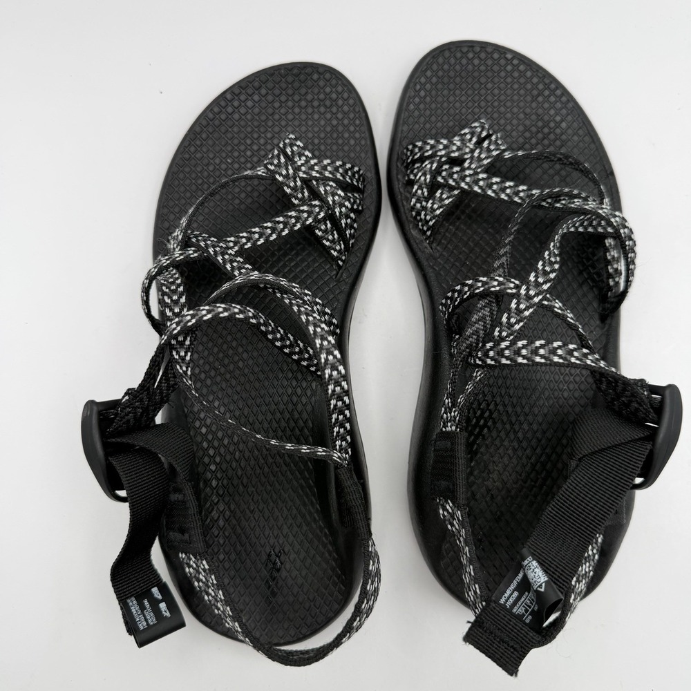 Chaco ZX/2 Classic Women's Sandals Sz 7 Black & White Toe Loop Hiking J106266 - Picture 8 of 9